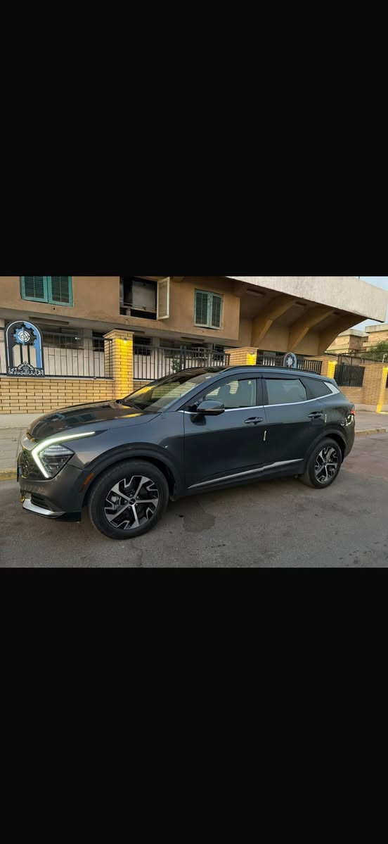 السلام عليكم سبورتج 2023 x4 وارد امريكي حادث بابتين نص بارد وجاملغ مبدل رقم اربيل ماشية 30 ميل فول موصفات مثل مموضح بل صور مكان السياره بغداد 
السعر 225 
للستفسار ***********
