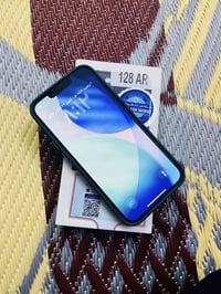 آيفون 13 • بطارية 100 • ضمان ماستر