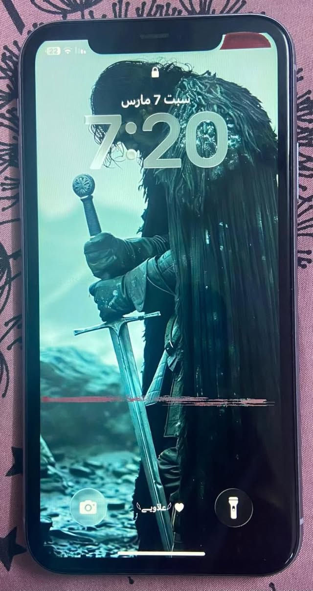 سلام عليكم ايفون 11 عادي للبيع ذاكره 64 بطاريه 75 يعني بطاريه خدمه الجهاز بلادي بي بس هذا الخط الكدامك ومابي اي تأثير ع لمس جهاز مامفتوح امانه الله ومكفول من الطخه السعر 200 وبي مجال لوجوهكم الطيبه مكاني بغداد الدوره - رقمي ***********
