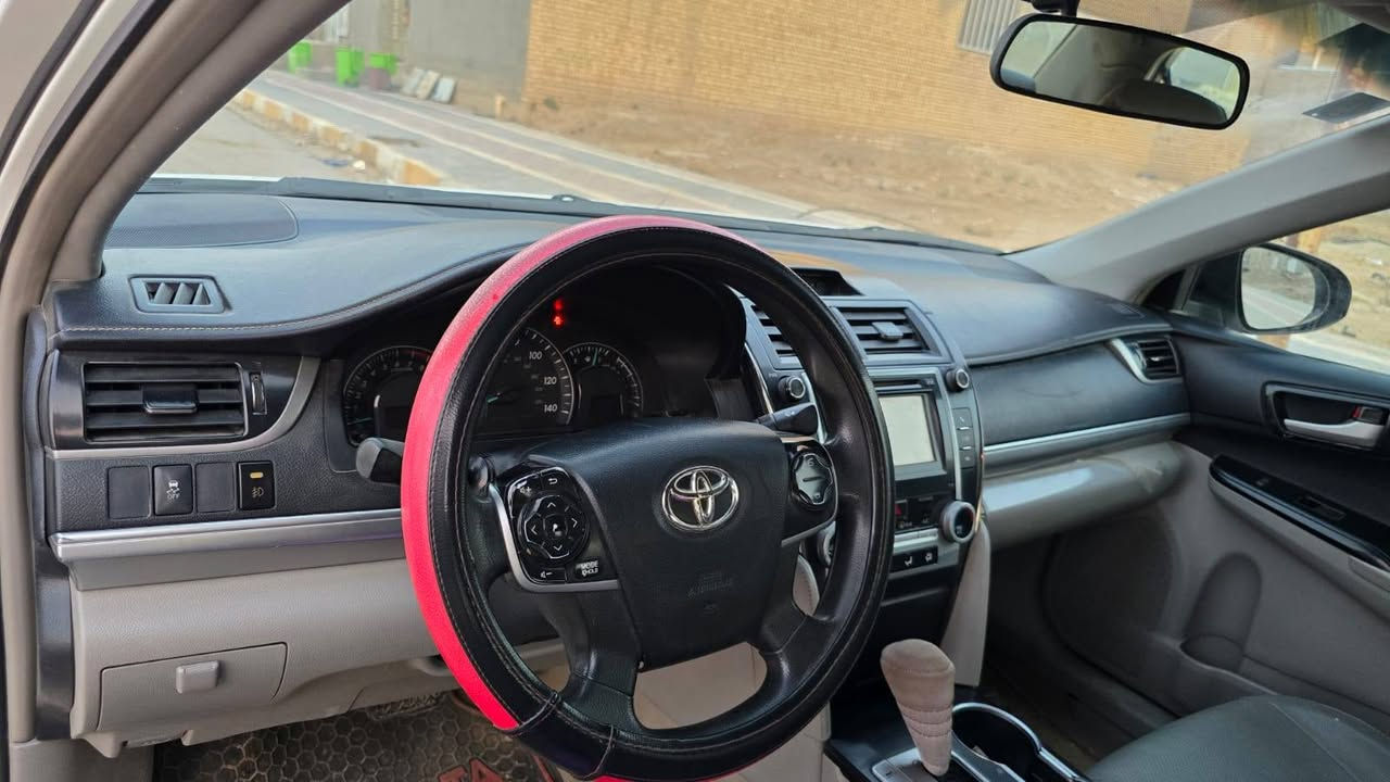 كامري ٢٠١٣
رقم بصره بأسمي 

سنوية لل ٢٠٣٠

فئة LE

السيارة داخله كلين للعراق 

وهنا صار بيها طخات بسيطه 

مكفوله من الضربة 

تحكم ستيرن

شاشة 

بلوتوث

تحكم ستيرن 

لايت زينون

مكينه ٢٥٠٠ 

وبعد بيها مواصفات 

تخم تاير جديد

مكينه وكير خير من الله 

السعر ١٢٠ وبيها مجال 

للأستفسار ***********

واتساب ***********
