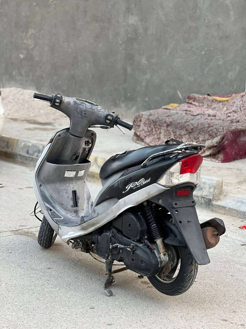 يالله سلام عليكم دراجه البيع ماكس منغولي دراجه حاويه نضافه شوفت عينك دراجه ماعوزها شي نكره سلف دراجه فول مواصفات ماعوزها شي دراجه بوشه 55 سعر550 وبيها مجال حك الجيه دراجه ختم واحدمن طول الطول  مكان ناصريه الاسكان الصناعي ***********
