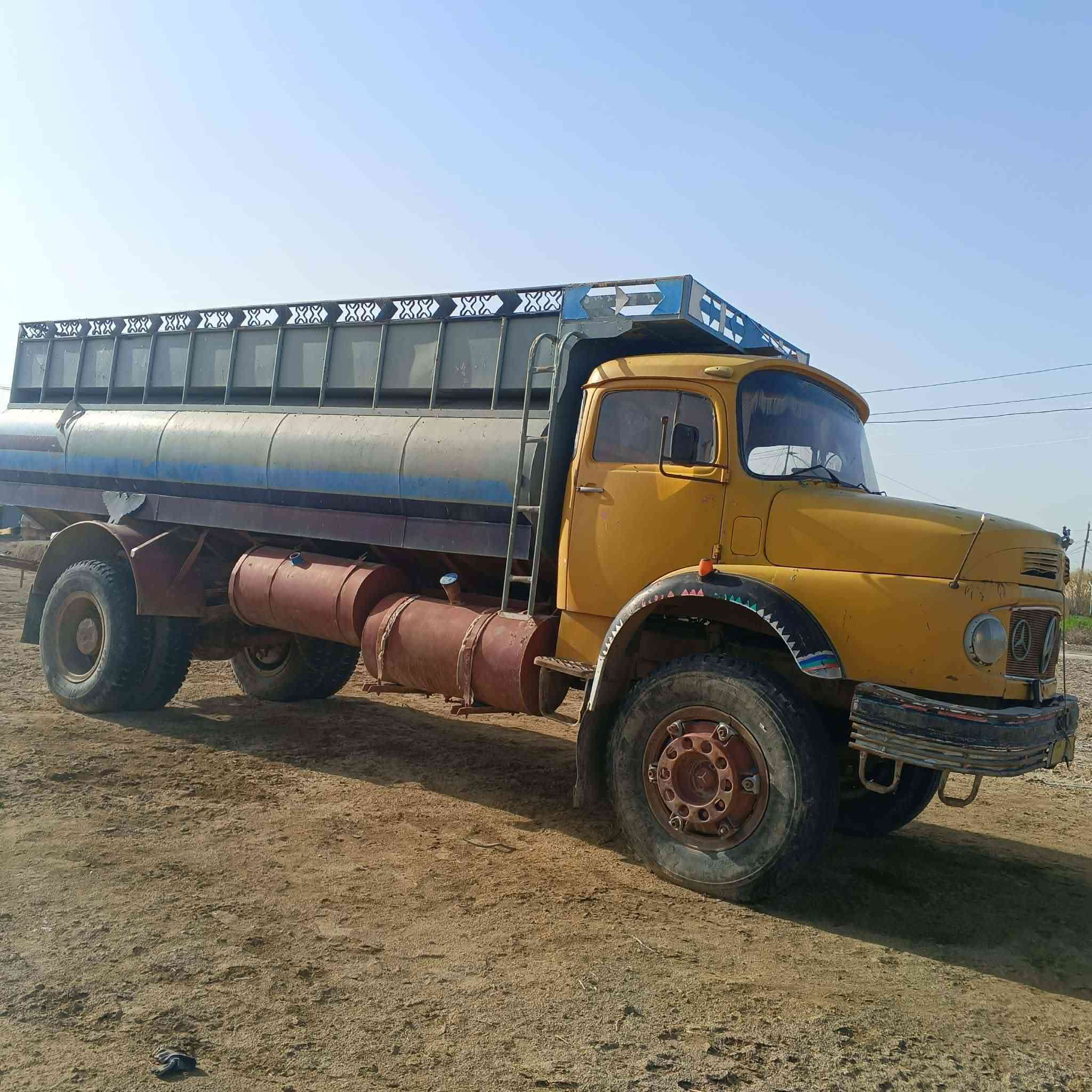 للبيع مكفول شاصي ومكينة وكير  استفسار  على الرقم***********
