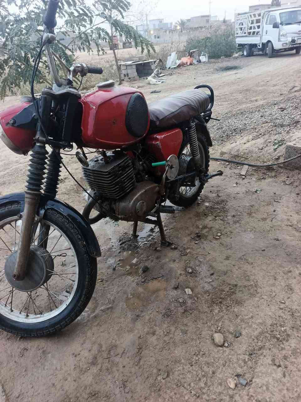 لبيع دراجه امزت 81بلاديه نمره ثالث كايمه وبيه صوت بل مكينه من ياخذ رون
بدون سعر 300قفل مكاني ديالي شهربان ل منصوريه ***********
