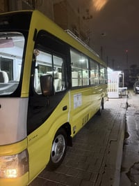 كوستر فيرنه ٢٠١٧ السيارة  خير من الله ومتعوب عليه كل نقص مابيه السعر 4...