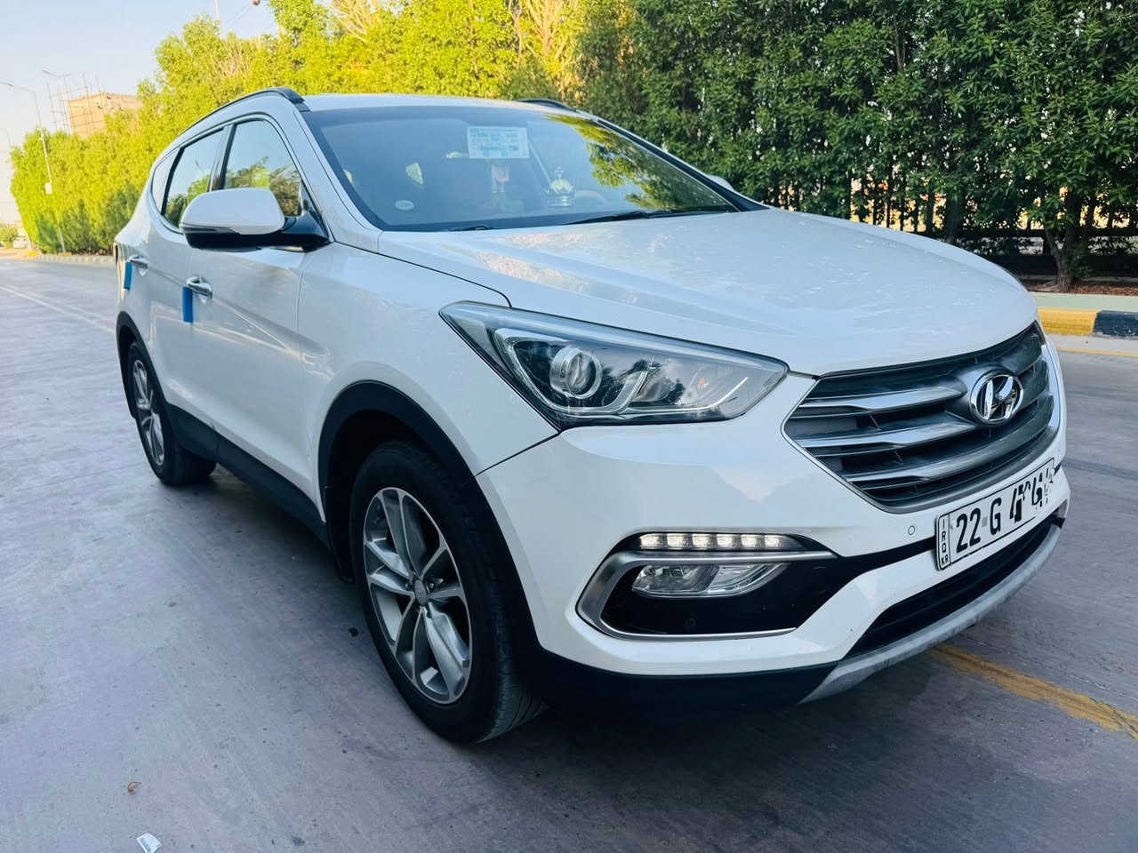 السلام عليكم ***********السعر163 سنتافي موديل 2018 خليجي رقم أربيل الجديد ماشيه130KM محرك 2400 دوش محرك وكير وحداديه وضع شركة تبريد ثلاث قطع تخم تاير جديد اصلي مكفوله من الصبغ والضربة والتبديل سونار مرفق سبعة راكب كشن كهرباء مري شفط ترحيب لد امامي وخلفي حساس امامي وخلفي لد نهاري منظومة زنون كامله السيارة جديدة جدا واستخدام شخصي السعر 163 بيع فقط مكان السياره كربلاء المقدسة

