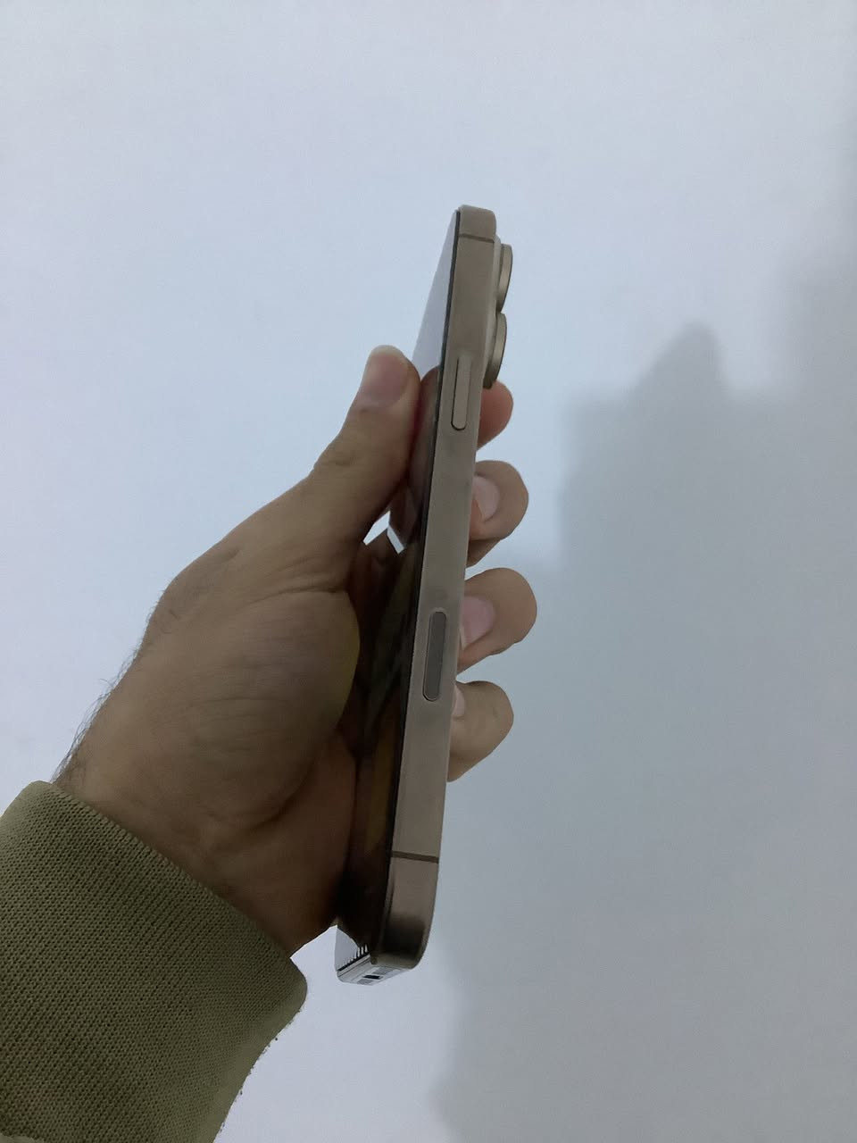 سلام عليكم ايفون 16 برو ماكس شرق اوس ماستر نضيف 100 زلق ما بي تجي وتشوف وتر بروف  جهاز كامل ملحقاته لمكان بصره المدينه بني منصور  مستعجل. علا بيعته رقمي  وتساب 7718381767📞 لتصال  ***********
