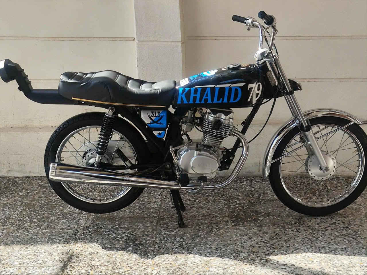 السلام عليكم اربعة كير زرنكي للبيع شلامجة اوراق اصولي 7 مداور يم مكتب حسين سعر 850وبيها مجال 
***********. كربلاء
