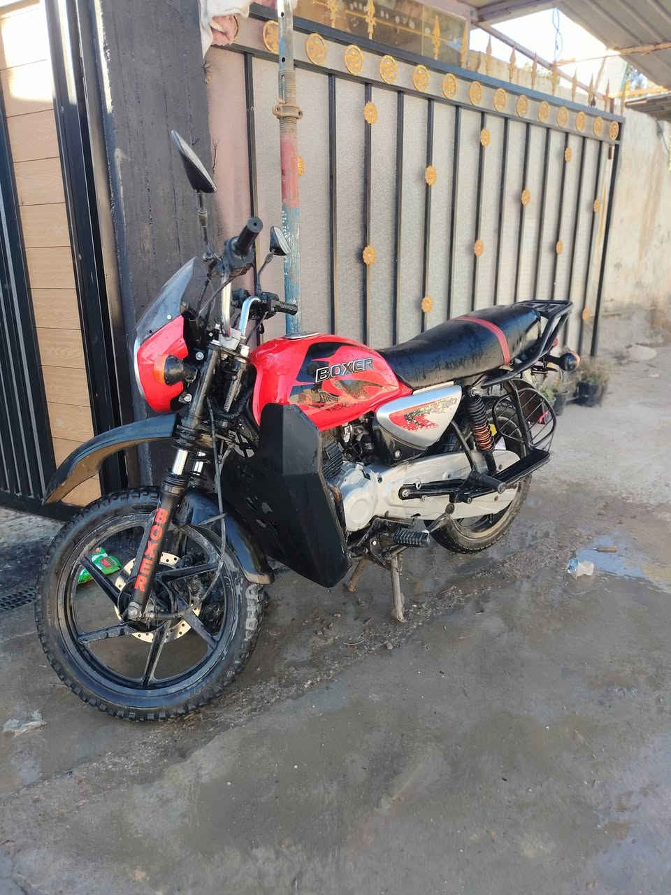 دراجه بوكسر للبيع جبلي موديل 2021.  بيها خلل بل تنميره رقم2 ماعرف شبيها اني من المسيب ماكو مصلح يعرف هنا بل بوكسر.    ف ايد ابيعها تواصل خاص.
***********. رقم تلفون
