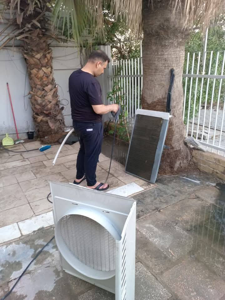 ورشة عالم التبريد للتكيف
المتنقلة يعني شغلك يخلص بيتك 
⁦🛠️⁩🔧نصب وفتح ونقل من مكان إلى مكان ❄️ 
غسل 
شحن غاز ⁩⁦ 
تأسيس بواري دفن 
الهاتف 📞 ***********
🔧نصب و صيانة جميع أنواع السبالت و بكل دقه بالعمل⁦ 
                     
      كوادرنا متنقله🚛 نصلك أين ماتكون
                  
(دقة_ضمان _اخلاص)في العمل
                    
⁦☎️⁩للتواصل والاتص***********
بغداد فقط
