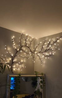 انارة جدارية • شكل شجرة • توصيل مجاني