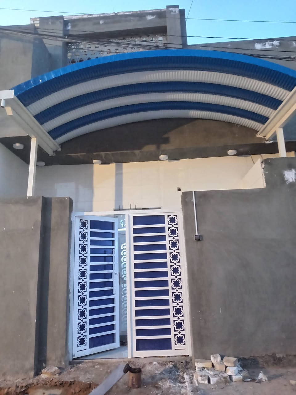 الحداد  ابو حسن السقفيات   كيسبان  وسندويج  وچينكو   وشبابيج  وبيبان  حداد متنقل ***********
