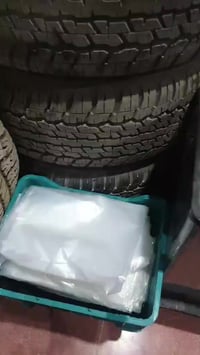 مرحبا تحياتي وكل احتيرام اخوان غراض لاندكروز البيع 3 تايرات دنلوب بلاد...