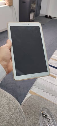 آيباد • بلا خدش • السليمانية