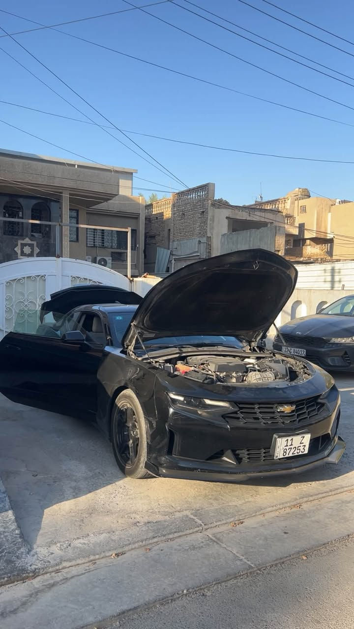 شفروليه كمارو LS 2023
حادثها فقط دعاميه اماميه (كلين تايتل) 

المحرك: 2.0 لتر تيربو 4 سلندر

ناقل الحركة: أوتوماتيك 8 سرعات

الدفع: خلفي (RWD)

شاشة لمس مع Apple CarPlay و Android Auto

كاميرا خلفية

مثبت سرعة

 مقاعد رياضية

نظام تشغيل عن بعد 

ماشيه 30 ميل فقط 

الاضافات

عدسة على طول المازده متغير 

لحية اماميه 1le 

اشارات امامي خلفي تكساس 

سبويلر 1le 

دفيوزر 1le 

حلوك دبل 

بولش حمام نانو جاهزه السياره اي نقص مابيها وبالعافيه ع الياخذها 

السعر 15.500$وبيها مجال بسيط 

عنوان بغداد المنصور 

***********

