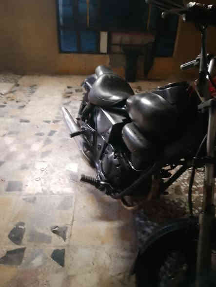 السلام عليكم دراجه هارلي للبيع دراجه بيع كوم حديد دراجه تشتغل كابريتر تخمد ابيع كوم حديد  سعر 250 وبيها مجال بغداد رشاد رقم الهاتف ***********
