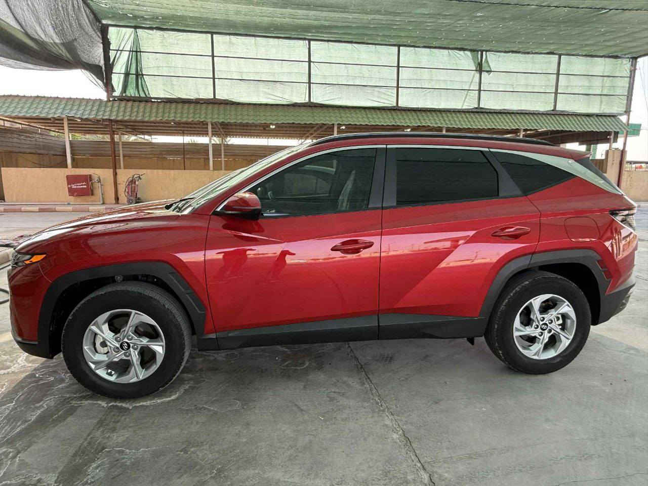 توكسان ٢٠٢٣ للبيع رقم بابل جاملغ بنيد بدون دواخل بدون ايرباك سياره فور ويل فول عده الفتحه ماشيه ٣٣ ميل مكاني بابل السعر ١٩٠ ***********
