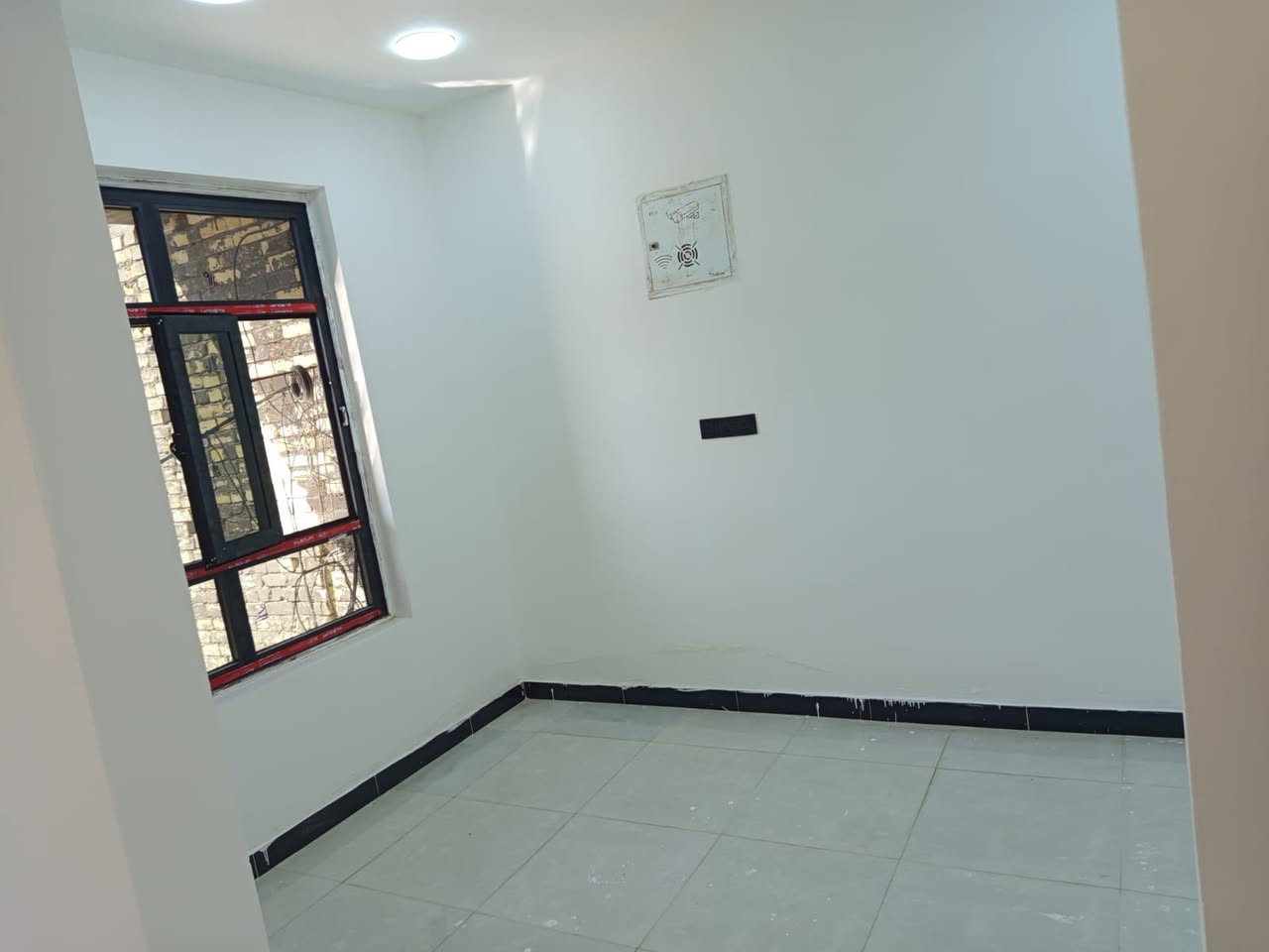 بيت للإيجار طابقين غرفتين نوم مع الاثاث ايجاره 650 البعيثه السلطان الاول مربع المدارس للاستفسار *********** واتس
