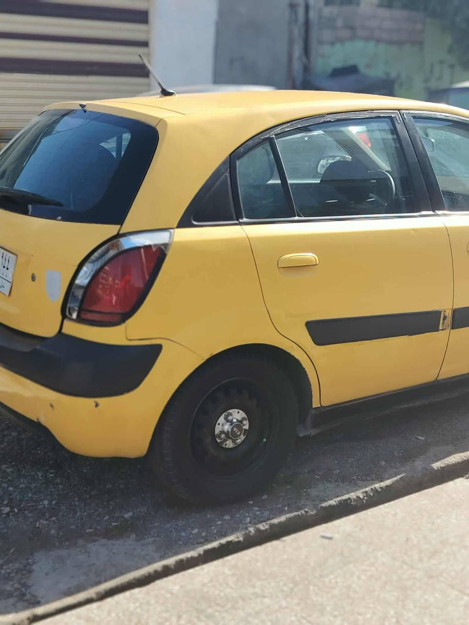 السلام عليكم كيا ريو جنطه 2009 مشروع وطني رقم بابل الماني الشرعي ولارشفه والتحويل بل موصل هيئه وغرامات صفر كاربون شرط ما مسجل كير توماتيك جامات كهرب مري كهرب  ( كير ومكينه نضيفات) ضرر تكه شاصي اليسار وبوند مبدل مكان السياره موصل حي السماح السعر 62 وبيها مجال للتواصل علئ رقم ***********
 ماجاوب خاص
