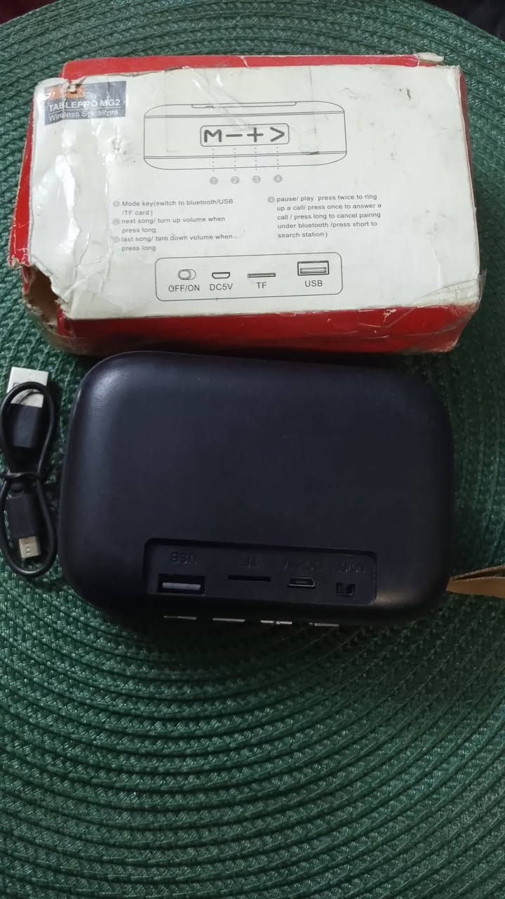 سماعه ورام وفلاش وشحن ١٢ الف


**إذا كنت صاحب هذا الإعلان وتريد حذفه لأي سبب، رجاءا أرسل رسالة إلى الدعم الفني**