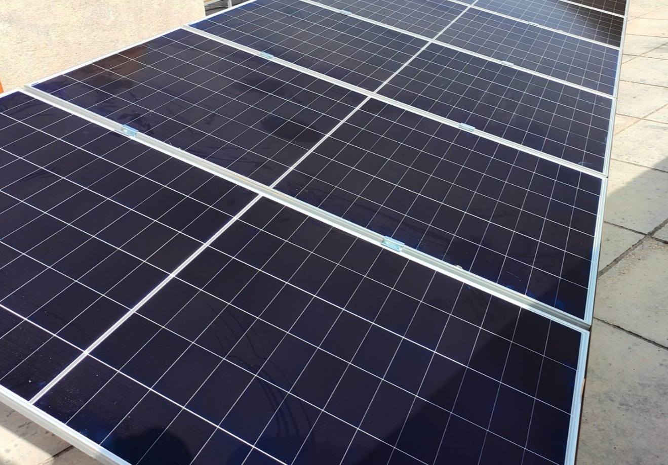 تنصيب منظومة 16 امبير تعمل كالعبد في قضاء الفهود 
والسعر 6 ملايين دينار اذا تريد اقل جودة السعر يقل تباعا. 

بطارية 15كيلو واط مدرعة تحتوي على نظام التبريد التلقائي
انفرتر هايبرد 
بورد قواطع متكاملة وبورد  Ats
الواح مضادة للحريق والضل عدد8
اسلاك. pv 
فيش. mc٤
ستيل ستركجر 2ملم
والتنصيب افضل صورة


**إذا كنت صاحب هذا الإعلان وتريد حذفه لأي سبب، رجاءا أرسل رسالة إلى الدعم الفني**