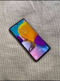 عندي بلي 3 كامل مع هارد لعاب 60لعبه سعره 75 الف موبايلات ايفون 11عادي ...