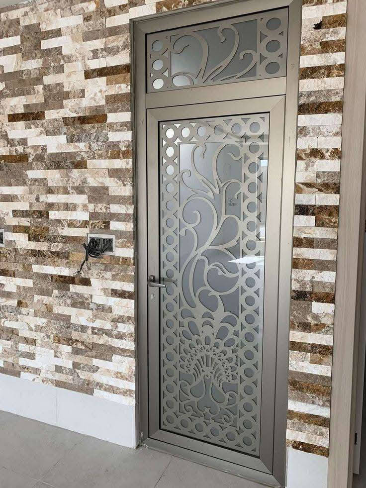 يحيى الحداد ***********
