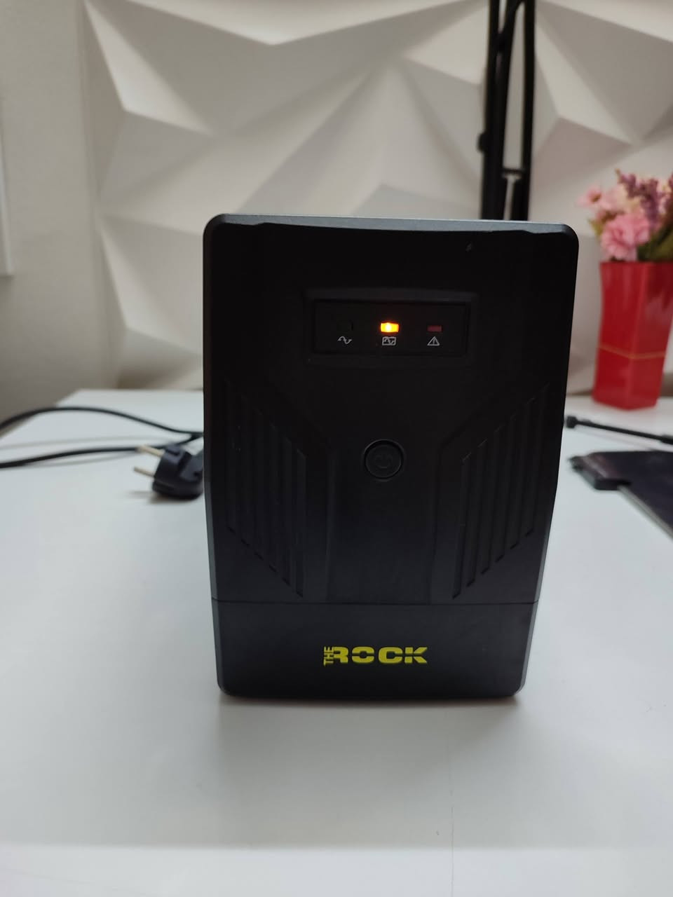 تجميعه تفصيخ للبيع متوفر توصيل نضافة القطع 100
RTX 3080 Palit 12G 3Fan 
600 الف 

Ddr4 T-Force 32G 6000HZ 
445 الف

Intel I7 12700KF
285 الف

Asus Prime B760-Plus DDR5
185 الف 

Cooler DeepCool 360MM White 
65 الف 

Power Suplay DeepCool 750Wat 
70 الف

Case White + 6 Fans 
85 الف 

Monitor AOC 27" FHD" 0.5MS" 180HZ 
175 الف 

Ups ROCK 3000VA 
125 الف 

تواصل
***********
