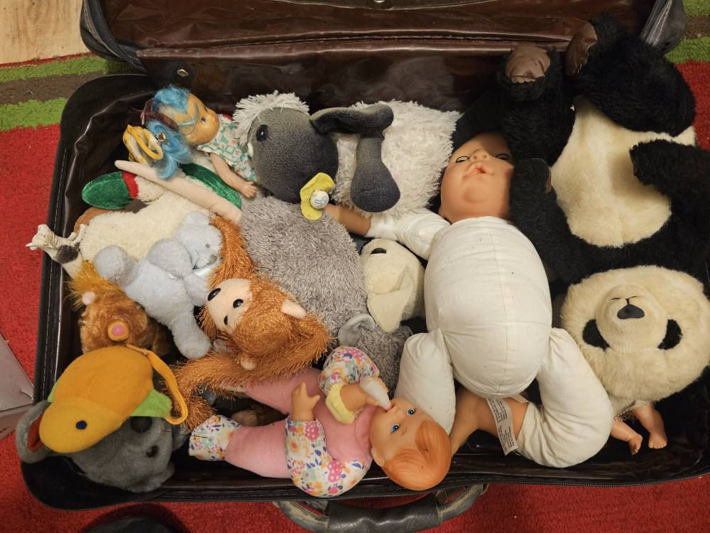 یەک کارتۆنی مام ناوەند یاری مناڵان و یەک جانتا بوکەڵە
هەمووی بە ١٠ هەزار
ئەگەڕێمەوە بۆ دەرەوە
سەیری لیستەکانی ترم بکە
سلێمانی السليمانية, العراق


**إذا كنت صاحب هذا الإعلان وتريد حذفه لأي سبب، رجاءا أرسل رسالة إلى الدعم الفني**