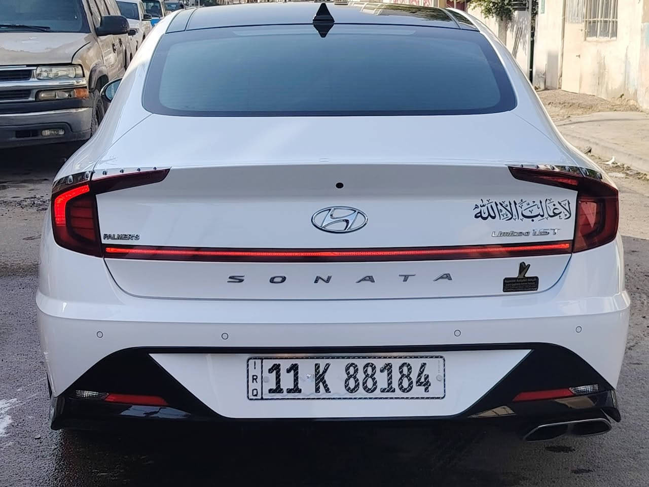 سوناتا 2023 فول اعلى مواصفات للأخير 🔥
 
للبيع أو مرواس .

داخل قرمزي 
سيارة تتقدم وترجع بالبصمة 
تشغيل عن بعد 
فتحة سقف:بانوراما
نوع المقاعد: كهربائي  + تدفئة 
5 وضعيات قيادة
لدات متغيرة الالوان 
تدفئة ستيرن 
تدفئة تبربد كشنات الامامية 
تبريد قطعتين 
خزن ميموري 
شحن لاسلكي
اوتو ستوب
مرايات شفت+رادار
نقطة عمياء
رادار خطوط شوارع+اوتو درايف
فوول تحكم ستيرن
أكياس هوائية: 12
الشاشة كبير عدد  2
نظام الصوت : Bose (12 Speakers) 
رادار ٣٦٠
المستشعرات: مساعد أمامي وخلفي ونقطة عمياء
الكاميرة
حادثها فقط بونيد امبدل ولقديم موجود  وبيه مكان بارد بدون يارباك بدون شواصي بدون لغد بدون دواخل .
ايرباكات سليم
المصابيح: LED + Xenon
سيارة مرقم كامل  .

*********** السعر 190 وبيه مجال
