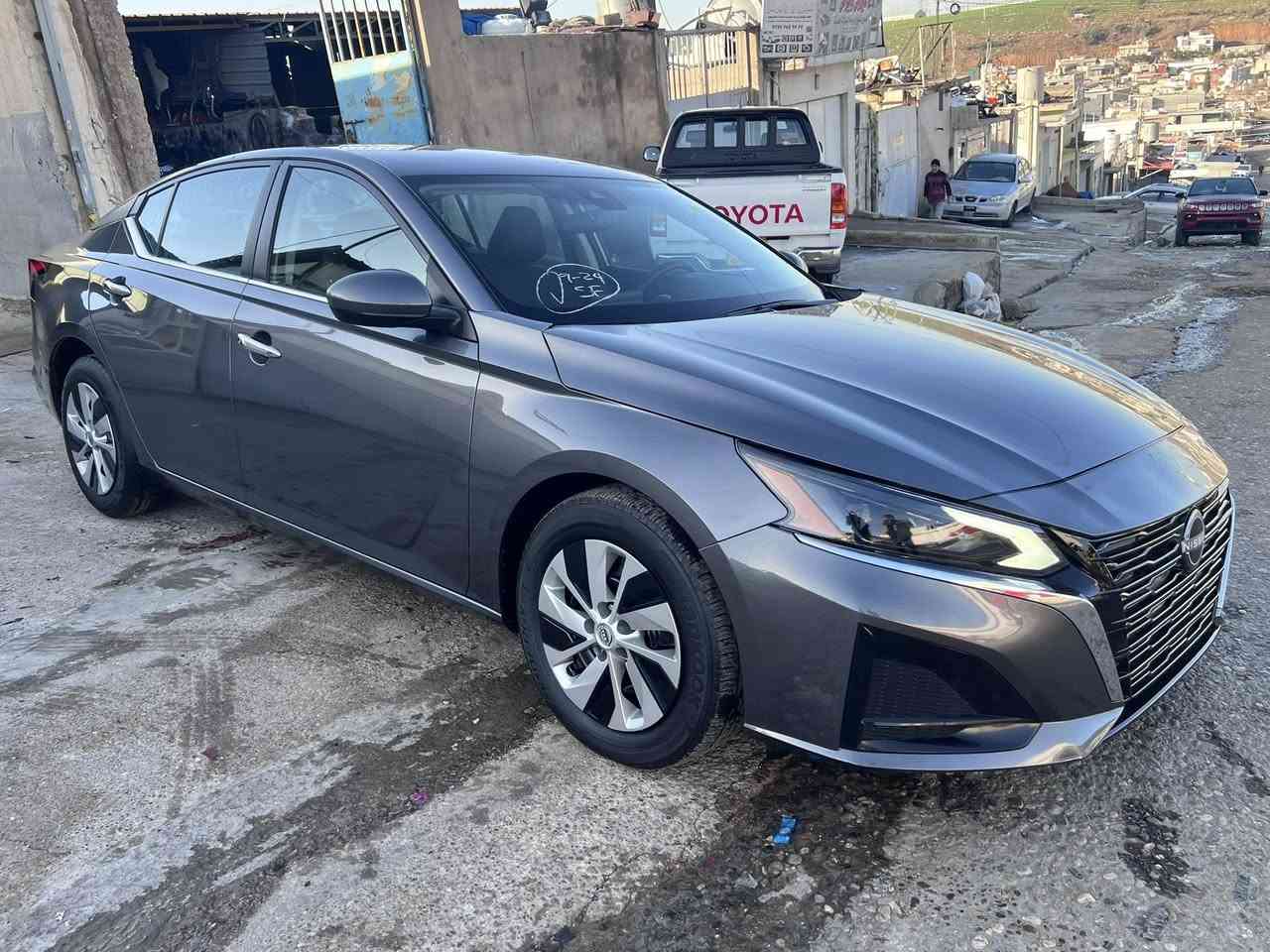 نيسان ألتيما
موديل 2024 
وارد أمريكي
ماشي 28 الف مايل
موصفات S معروفه
رقم شاصي موجود منشورات 
حادث سياره فقت بولند صبغ حتا /
دعامي مال أمامي مال شريكه بيلادي بيدون صبغ
راديترات ردار حجر سالنسه كول غراد مال سياره بيلادي
سياره بيدون قطره دواخل 
گشر مال سياره بلول 
اربع تواير تخم بيلادي مال شريكه
أيرباگ ستيرن سيستم شريكه
السعر 148 بيها شويه مجال
عنوان عقرء 
رقمل هاتف وتساب علي
***********
