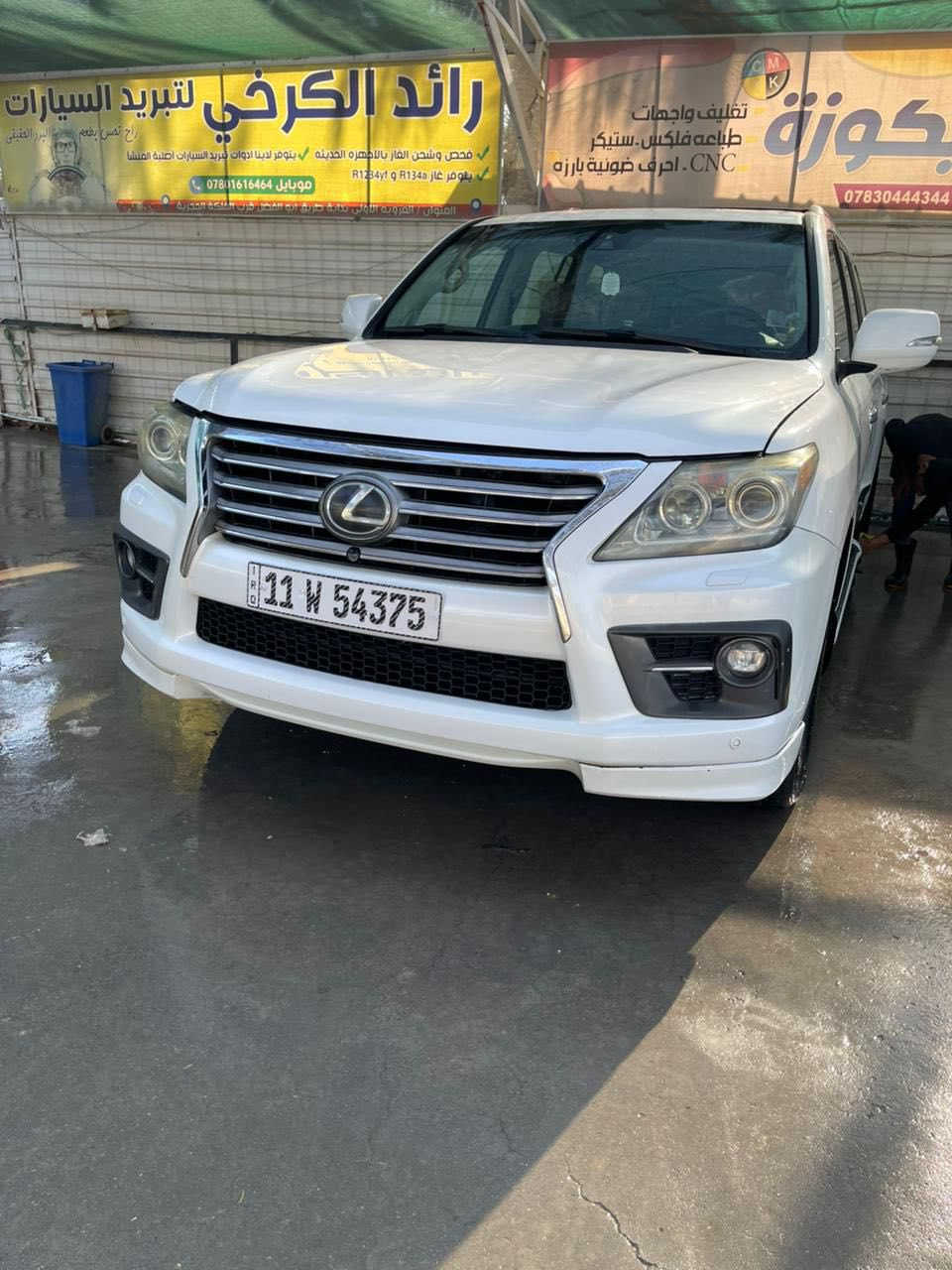 السلام عليكم للبيع لكزز 2014 فول مواصفات رقم بغداد مكفوله بيها صبغ قطعه وحده السعر 405 وبيها مجال قليل تلفون ***********
