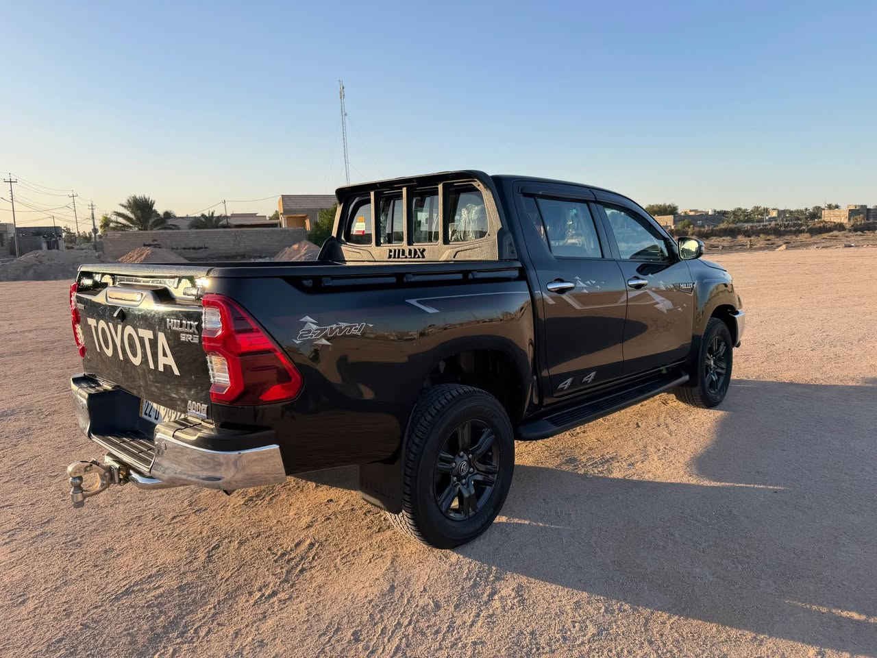 هايلوكس 2022 سياره جديده ماشيه 59 رقم جديد بسمي اربيل بيها بارد جوه لبك لايت لخلفي الايسر ولمدكر المامي بارد كد شبر سياره ع ايدي مال بيت سعر 305 يعني ثلث شدات و5ورقه مكاني البصره ابو الخصيب  انه مكلف بنشر *********** البصرة, العراق
