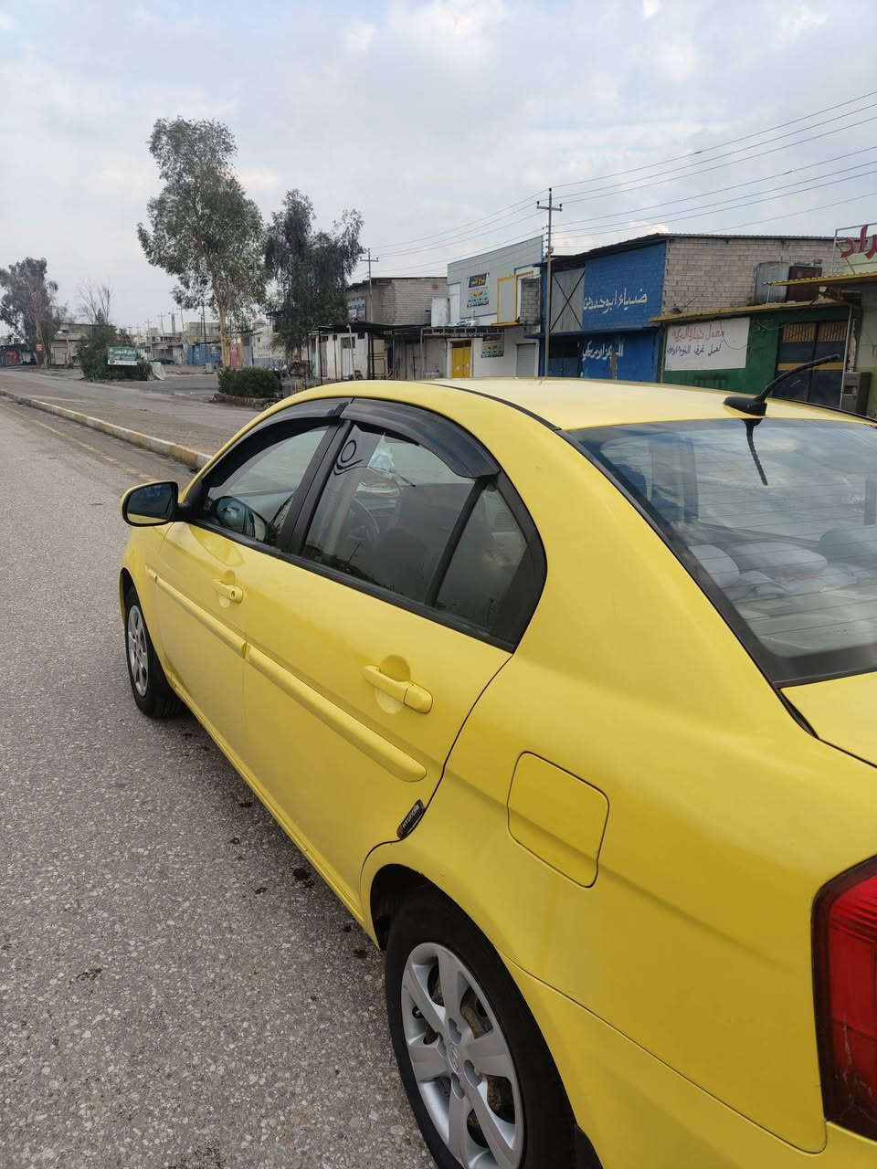 اكسنت امريكي 2009 اني الشرعي هيئه غرامه صفر  منضومة غاز مع كابون بانزين ضرر صندوق ثلاث اصابع فقط بوند والباب السائق مبدلات بدون اي ضرر وبدون اي حادث بدون اي دواخل. سيارة جاهزة كبل للشارع طخم تاير وباتري جديد سعر دفتر وخمسه 
***********
