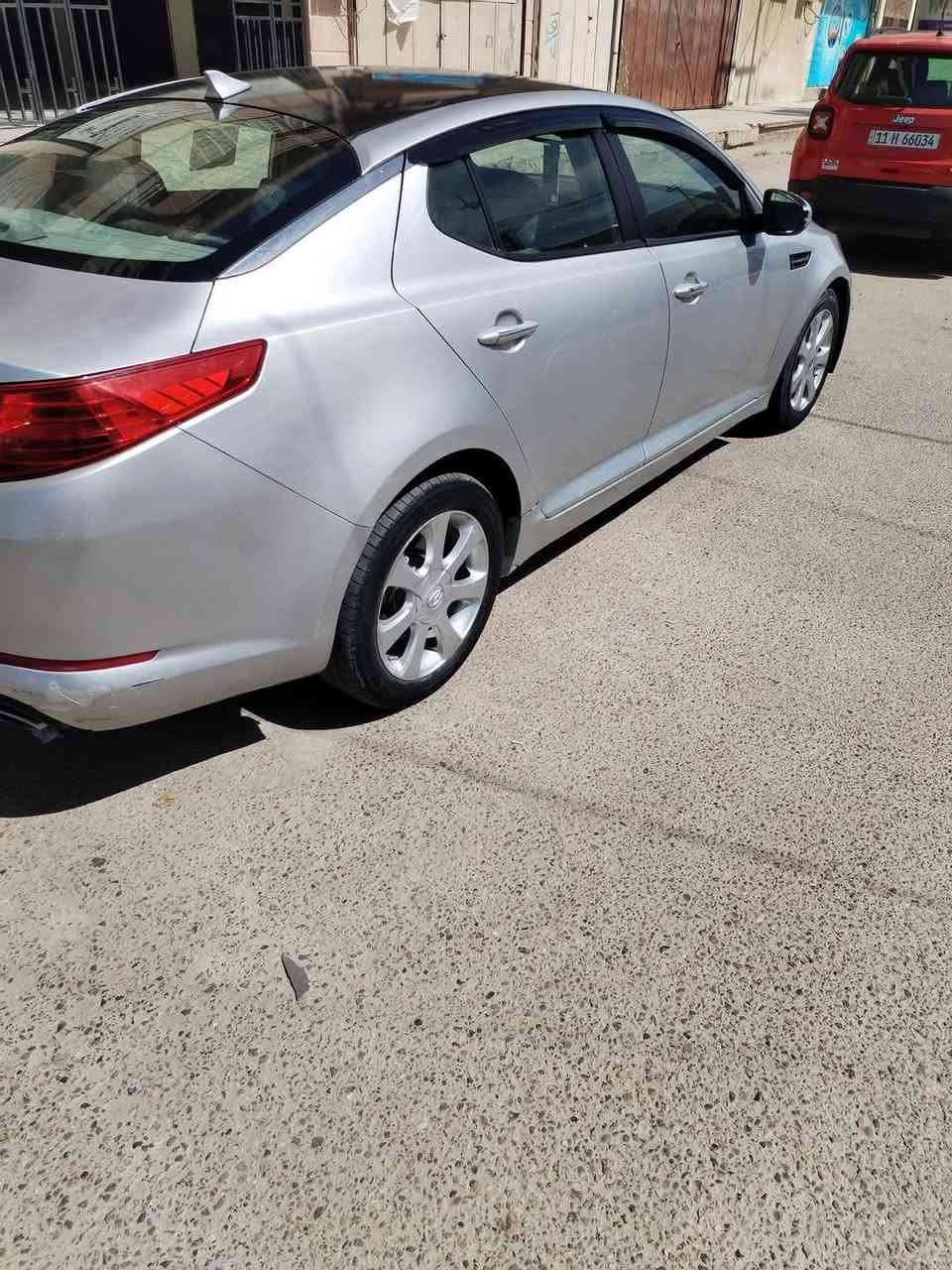 سلام عليكم اوبتما (2011) امريكيه السياره سلفريه رقم دولي الجديد انبار مميز بدون حادث داخله   لغد شاصي كفاله اهنا صار بيها جراد بلبنيد والجاملخ ونصبغن فقط كير مكفول والمكينه شغاله بس ساطره  لا تبخير ولا تنقيص
عليها ادامه كامله نوزلا وبلكات وفيتبم 
تخم تاير جديد
تحكمات ستير 
اشاير بلمري 
تبريد قطعتين 
كشنات جلد 
كرسي السائق كهربائي 
مانع انزلاق 
لايتات تحكم صعد وتنزل
السعر ٩٨ وبيها مجال للطيبين 
*********** بغداد, العراق
