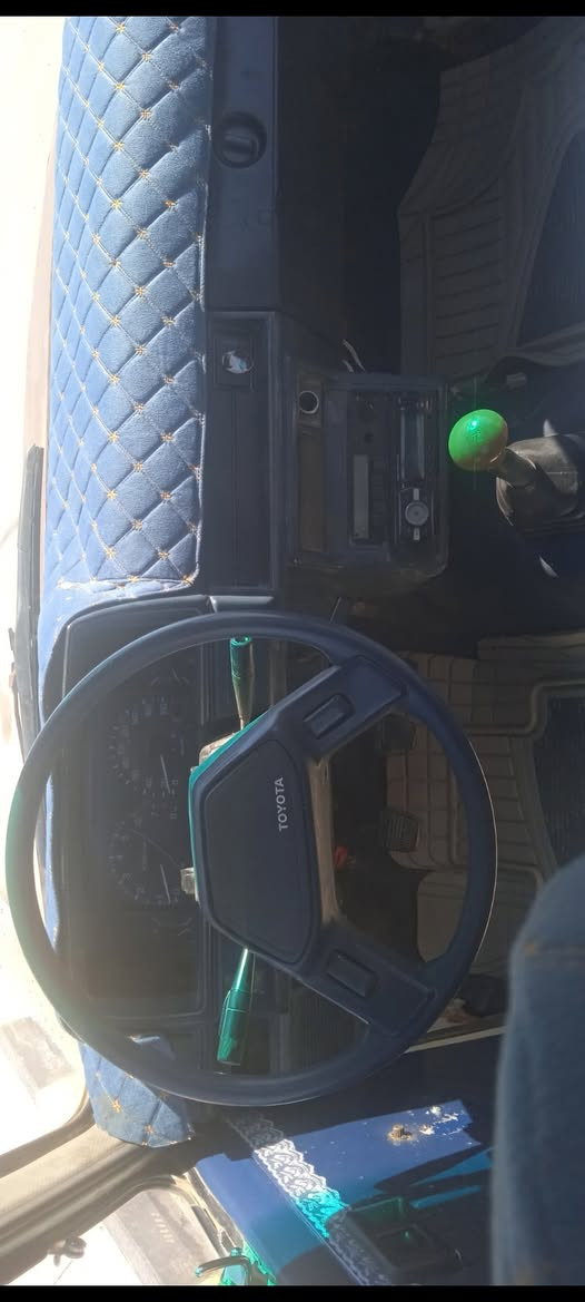 للبيع 88 رقم بغداد الماني مشروع وطني بإسمي سنوية لل27 السيارة فول نظافة فول بلاد شرط الجني تراي مفتوح محرك كروسيدا لاتنقيص ولاتبخير ولانفخ غرفة جديدة ومدوشمة تخم تاير جديد باتري جديد السيارة نص ديرة تشتغل صافية وناعمة وياهه محجر جديد. 
العنوان واسط-قضاء الحي-ناحية البشائر. 
السعر... 38 وبيها مجال حگ الجية. 
***********
***********
