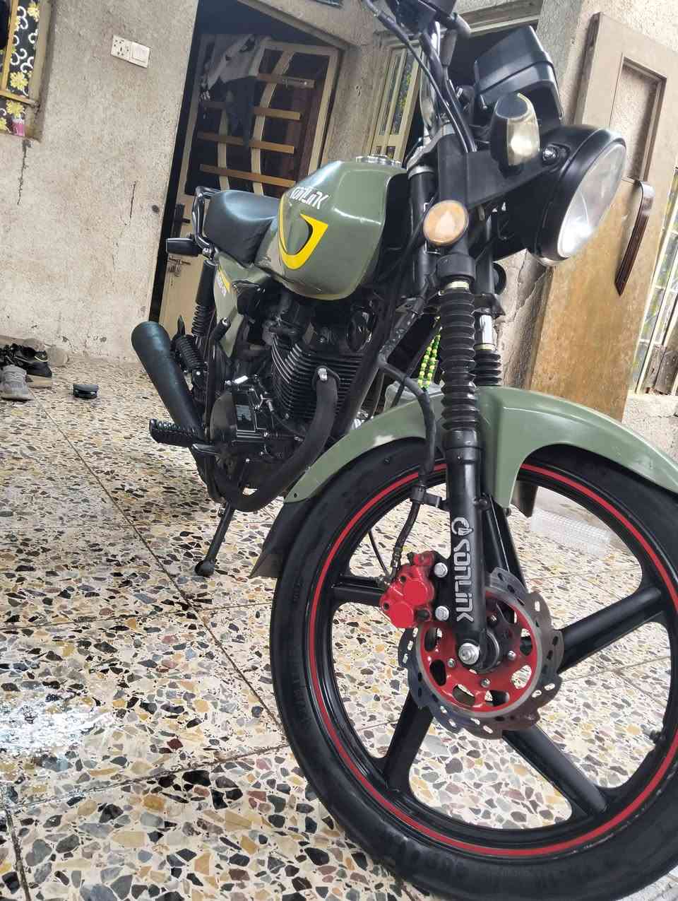 سونك ماكس 2024
دراجه جديده شغاله سلف هندر مكينه كفاله 

شراي كل الهلا مو شراي لا تعبني 750اوبيهة مجال حك الجيه 

العنوان: بغداد 

رقم:، ***********
