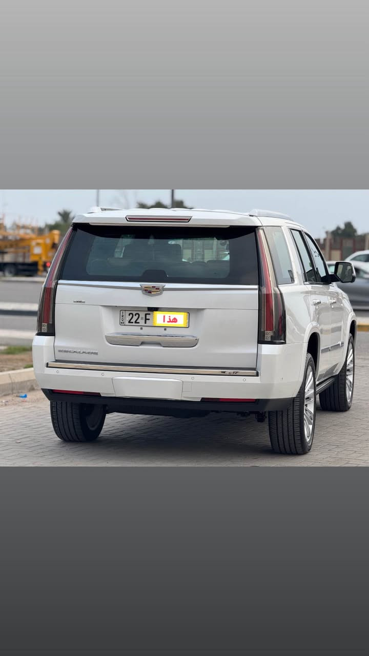 كديلاك سكاليد ٢٠١٨ بلاتينيوم سياره جديده بمعنى الكلمه 
مكفوله كفاله عامه من الزلغ والبارد والصبغ والتبديل كفاله عامه حتى الدعاميات بالشرط مكينه وكير بالشرط مواصفات
كشنات مساج وتدفئه وتبريد عينه داتا شو سقف كنتارا حساسات اماميه وخلفيه تلفزيونات رادار امامي وجانبي وبعد هواي مواصفات السعر ٤٢٠ مكان السياره اربيل
للاستفسار *********** البصرة, العراق
