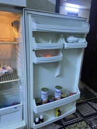 ثلاجة • أجهزة منزلية • للبيع