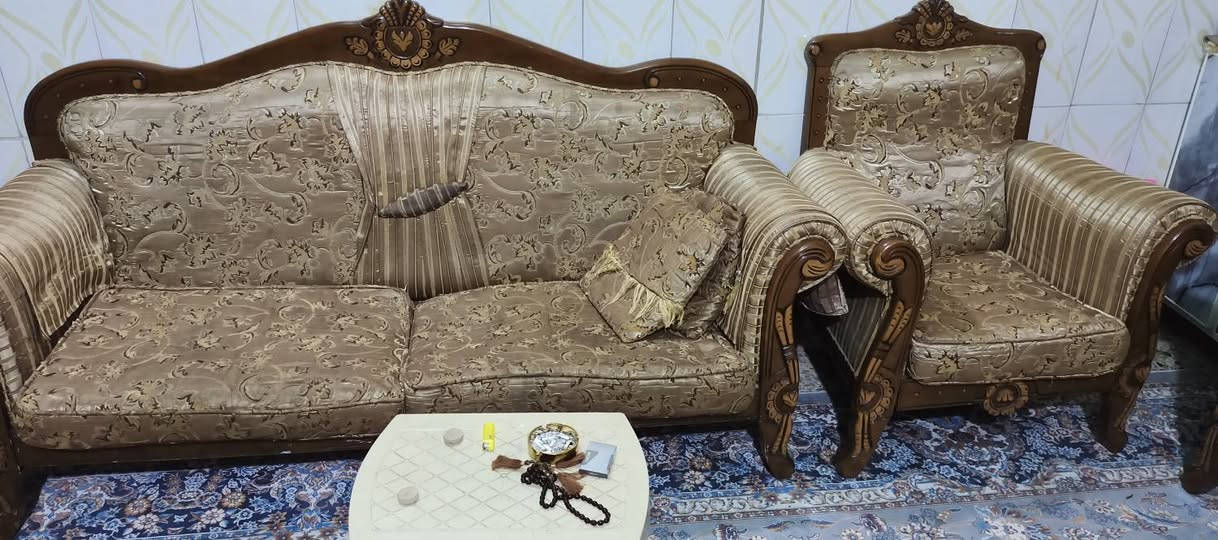 تخم 14مقعد خشب زان مصري نظافه شوف عينك خوشات وسفريات وياه 
سعره 425 مكان بغداد المعامل


**إذا كنت صاحب هذا الإعلان وتريد حذفه لأي سبب، رجاءا أرسل رسالة إلى الدعم الفني**