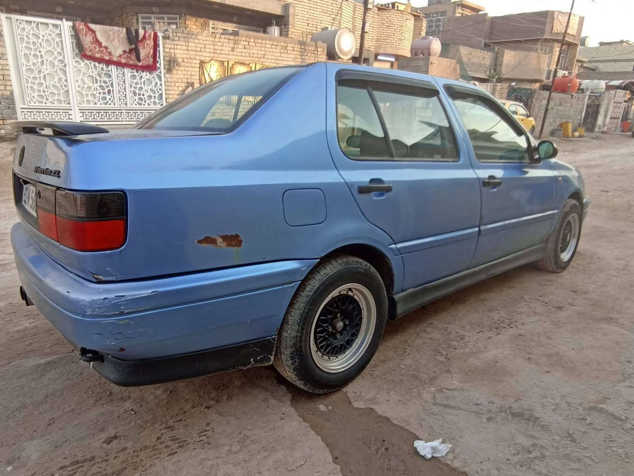 السلام عليكم كولف موديل ٩٥ رقم جديد مصبوغه عام للجماليه نضيفه جدا دواخل جديده مابيه نقص السياره عليها ادامه كامله سعرها ٤٦ $ ورقه مكانها بغداد حي البتول السنويه بسمي للاتصال رقم بيه واتساب ***********
