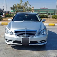 وبركاتة  موديل 2007 550 S بيها معامله من سنة ٢١ ولم يدفع الكمرك   صبغ ...