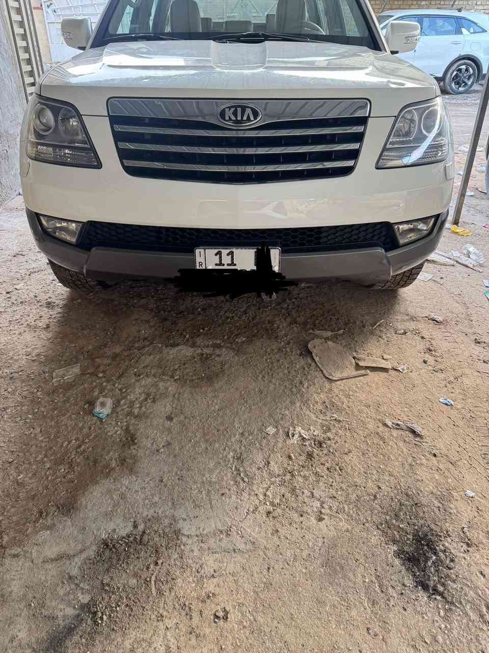 السلام عليكم من رخصة الادمن موهافي مديل ٢٠١٣ ماشيه ١١٢ الف بيها تبديل جاملخ اليسار الامامي نفس اللون بدون صبخ وبارد في باب السائق الكشنات مغله جلد شاشه كامره خلفيه حساساس خلفيه فتحه سقف السياره بلاديه كير ومحرك ممتاز صدر ودبلات مونيكا  ممتاز السياره باسمي بغداد  السعر 155
***********
***********
