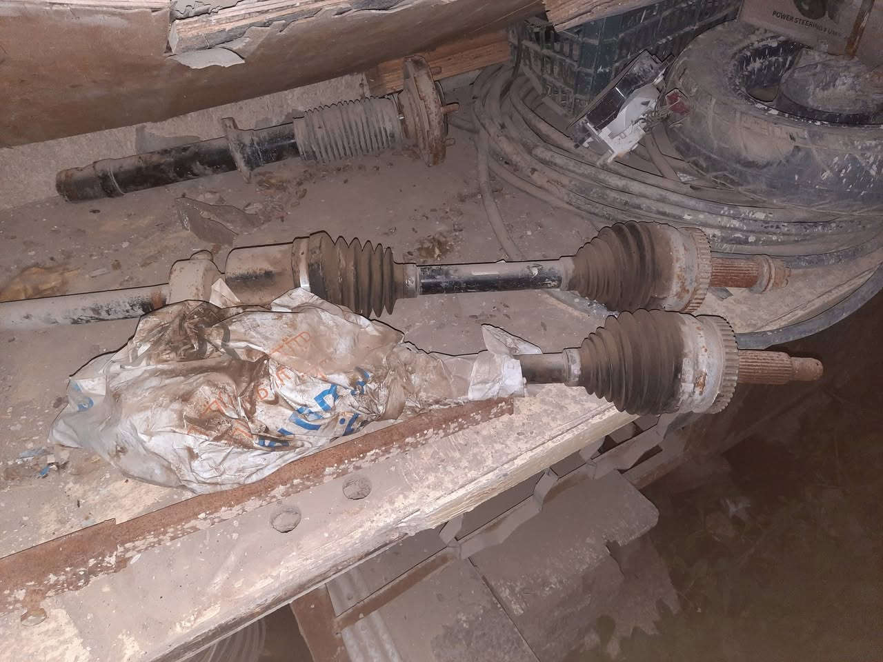 اغراض سوناتا المقدس للبيع كله شغال وغلبيتهن مال حاويه 
ابيعهن كلهن شلعه وحده وبسعر مناسب اغلبهن مال ٦ سلندر 
كله شرط الشغل ***********
