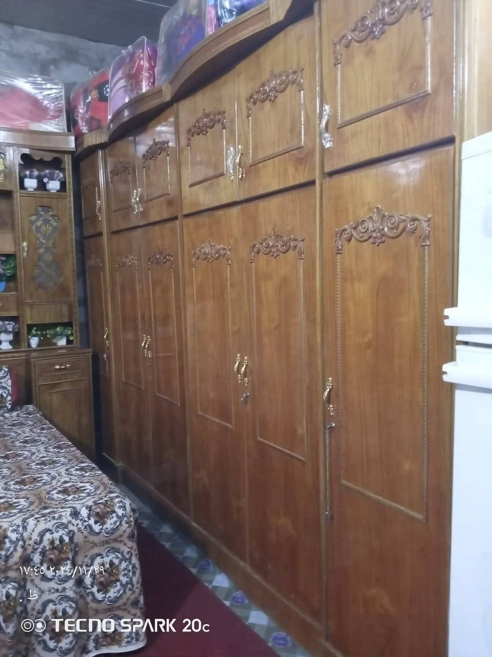 سلام عليكم غرفه البيع مستخدمه العنوان رضوانيه جامع لامدينه المنوره***********،واتساب
***********السعر 1100وبيه مجال
