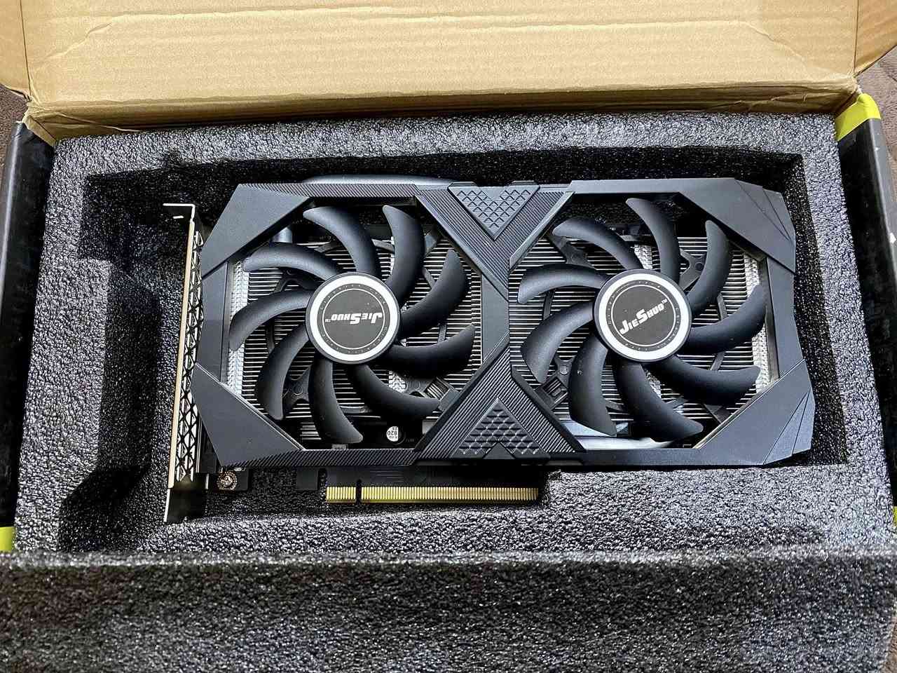 السلام عليكم 
كرت شاشة للبيع 

GTX1660 super

الكرت شغال ويعرض صورة بدون اي مشاكل او خطوط وغيرها 
فقط من اشغل بنش مارك لفترة يكوم يكرش وتصير شاشة سودة وترجع طبيعي للعلم كرت مامفتوح ولامبدل معجون ماعرف شنو المشكلة لان ماعرف بيهن كلش 
المهم اعلى سعر ابيعة وبلعافية عل ياخذة


**إذا كنت صاحب هذا الإعلان وتريد حذفه لأي سبب، رجاءا أرسل رسالة إلى الدعم الفني**