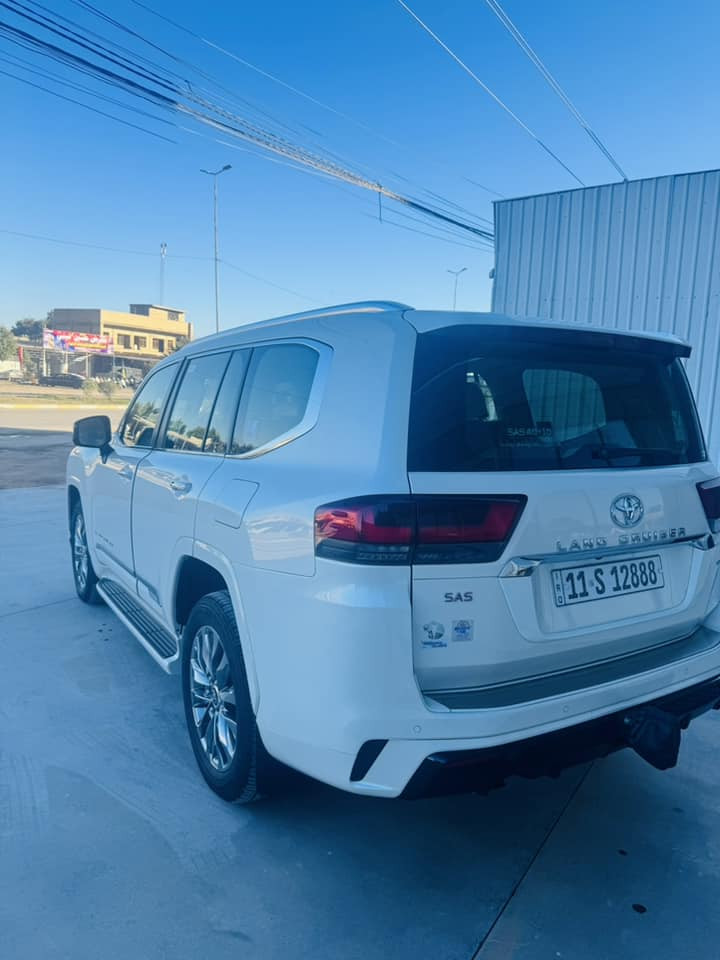 السلام عليكم 
لاندكروز موديل 2023 كفاله عامه وكاله ساز 
ماشيه 49
فئه vx لمتد
الموصفات 
5 كامرات
جنطه كهرباء
كشنات كهرباء 
كشنات تدفئه تبريد 
فتحه
بصمه
كشنات خزن

العنوان بابل سده الهنديه
***********
