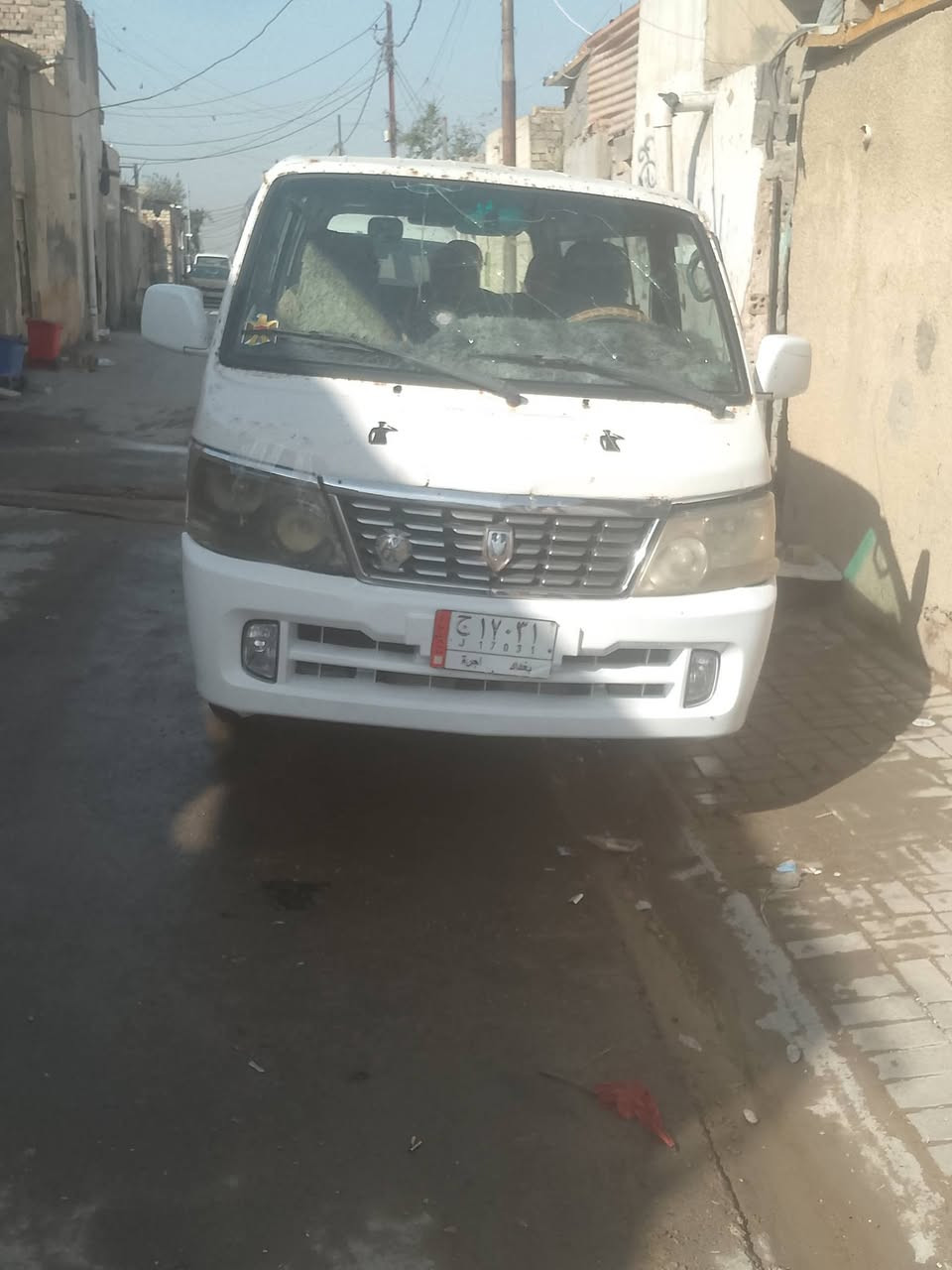 اسلام عليكم جنبي موديل سبعه كهرباياته كله شغاله محرمه  البلادي  السياره جاهزه أسعر 25مكاني المدينه أصدر اداخل الخير *********** سويته عضم عاج
