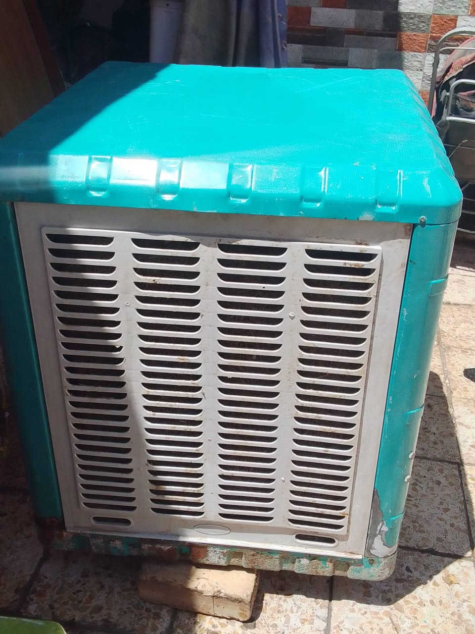 مبردة حجم كبير نضيفه كلش عل الفحص سرعتين بيبان بلاستيك ملف نحاس ب80


**إذا كنت صاحب هذا الإعلان وتريد حذفه لأي سبب، رجاءا أرسل رسالة إلى الدعم الفني**
