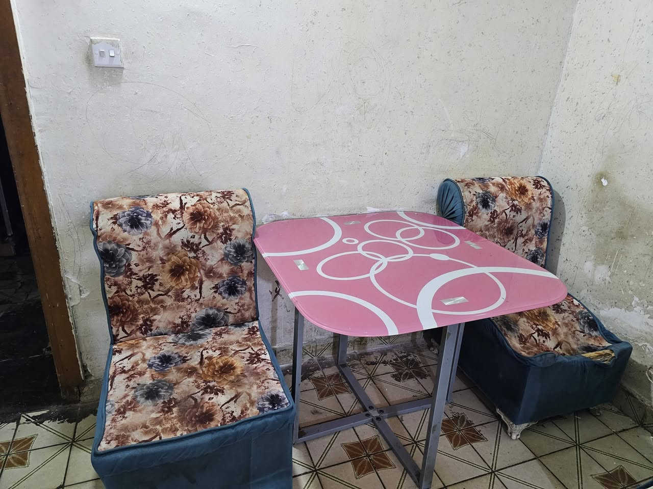 للبيع التخم ب50الف وجرابي الاثنين ب60الف المكان كراده داخل غساله ب100بس حوضها واكع جديده كلها


**إذا كنت صاحب هذا الإعلان وتريد حذفه لأي سبب، رجاءا أرسل رسالة إلى الدعم الفني**