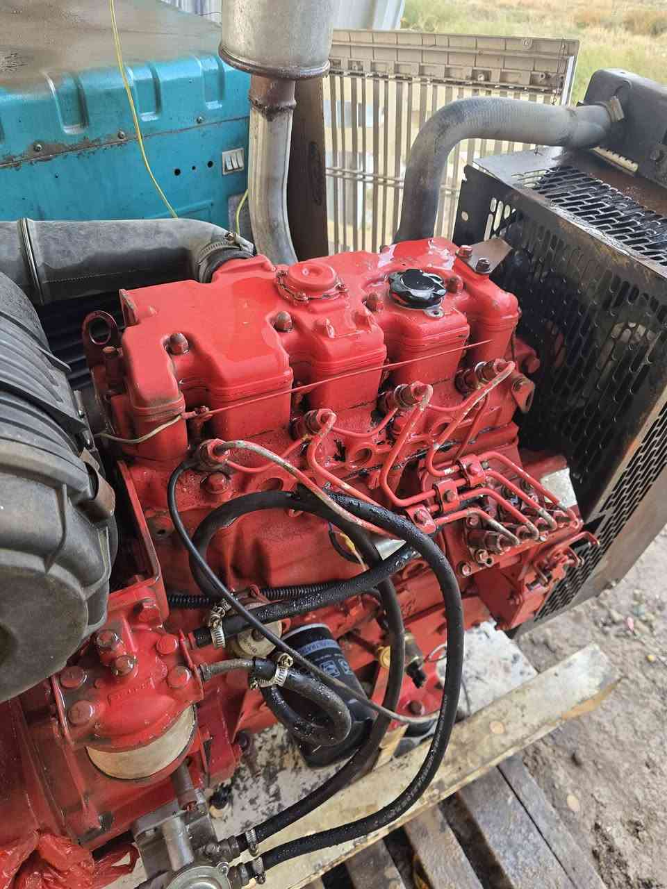 مولد بيركنز بزون 18 كيفي سنكل بلادي كامل جاهز من كلشي نظيف جدآ حاويه
مكاني بغداد غير متواجد ع نت ***********
